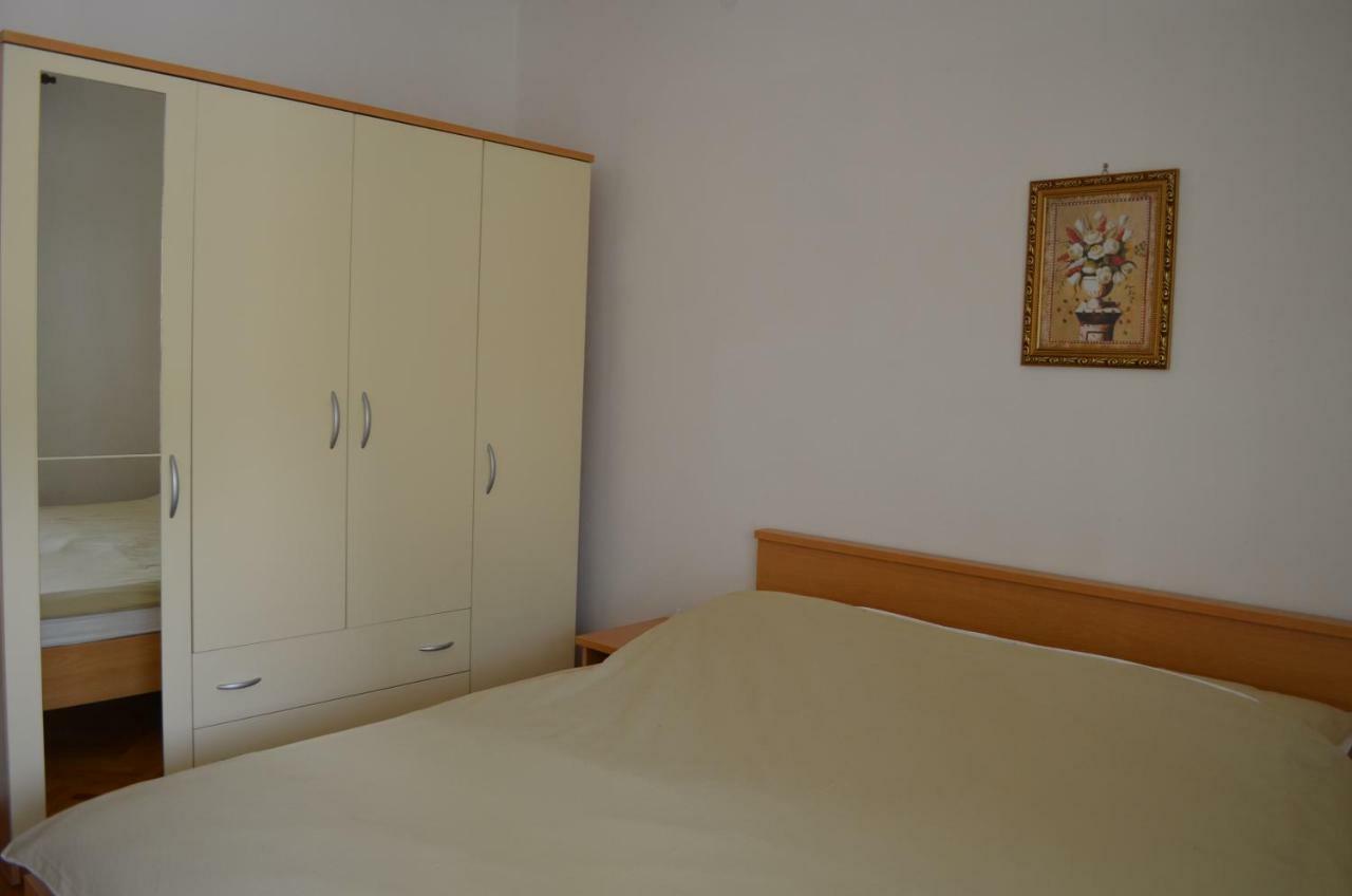 Apartments Antonio Baška Buitenkant foto
